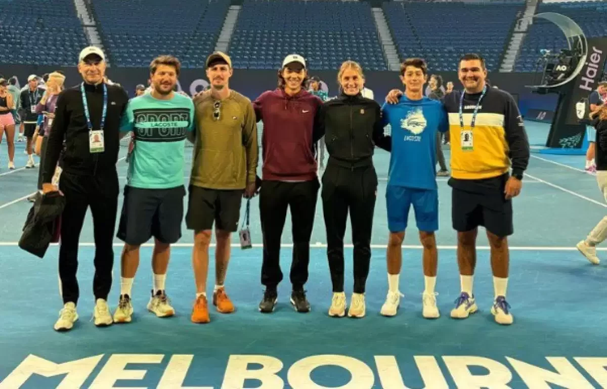 Әмір Омарханов жасөспірімдер арасындағы Australian Open турнирінің үшінші кезеңіне өтті