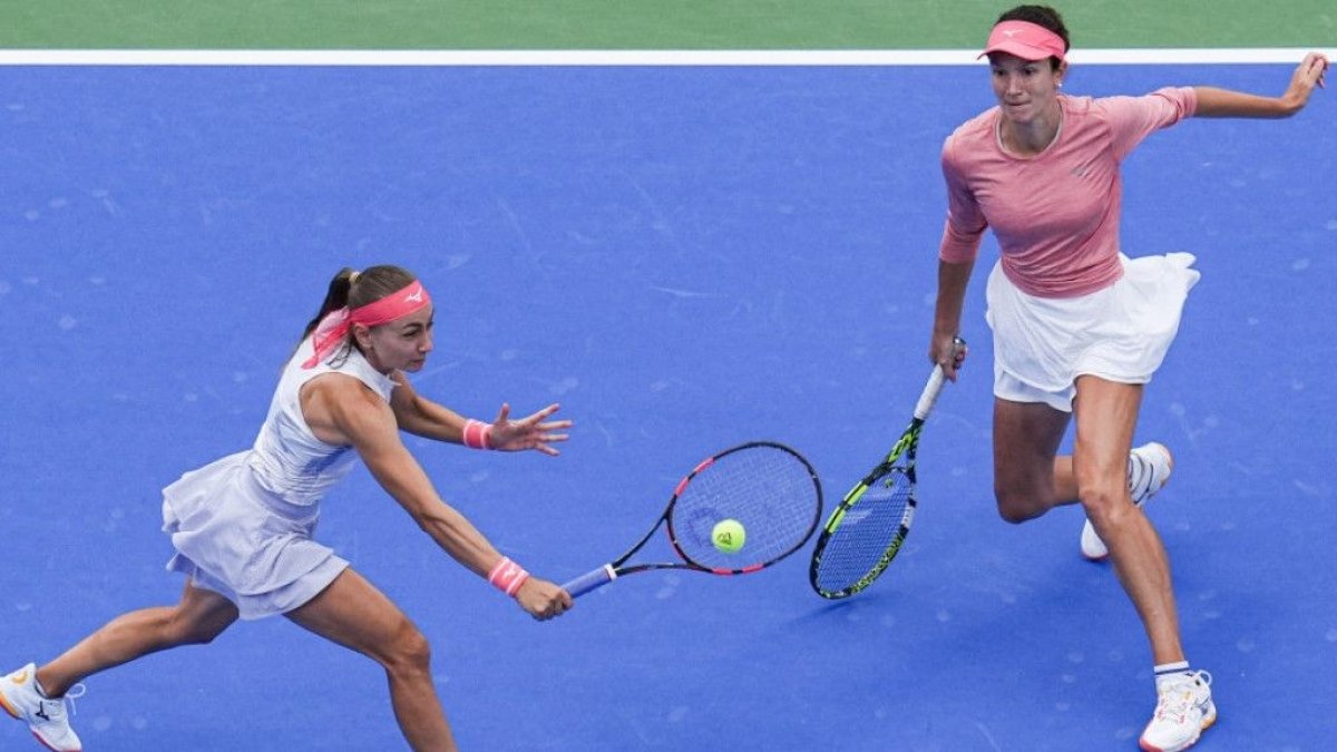 Анна Данилина жұптық сында WTA 500 турнирінің финалына шықты
