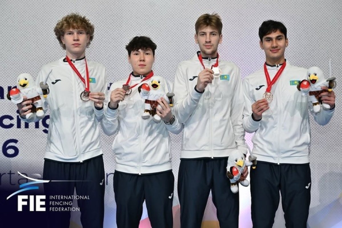 Қазақстан жасөспірімдер құрамасы семсерлесуден Азия чемпионатында қола медальға ие болды