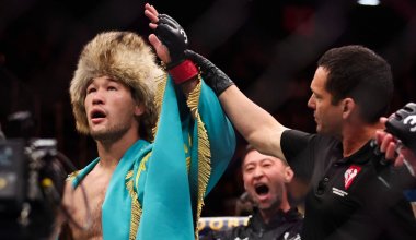 UFC: Қазақстандық Шавкат Рахмонов кезекті мәрте жеңіске жетті