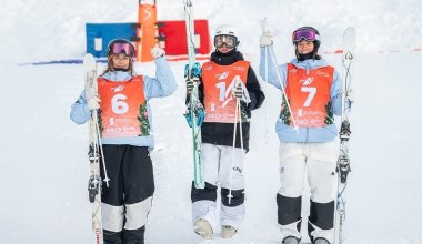 Қазақстан құрамасы фристайл-могулдан әлем чемпионатының екінші орнына шықты