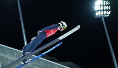 Данил Васильев шаңғымен тұғырдан секіруден FIS кубогы кезеңінде қола жүлдеге ие болды