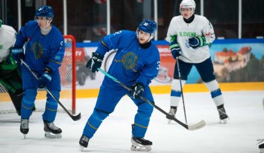 Қазақстан хоккейден жастар арасындағы әлем чемпионатында алғашқы жеңісіне қол жеткізді